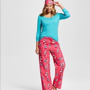 nite nite munki munki• Santa Chimney Pajamas NWOT